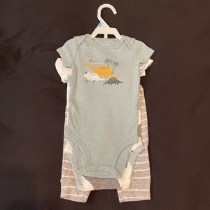 New 3 Piece Carters Outfit.